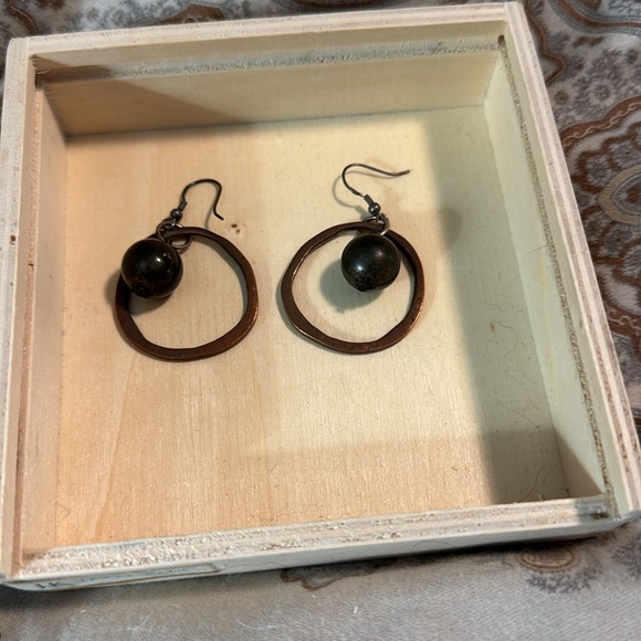 Two Jewel Kade adjustable necklaces, Pendant, and Earrings - Picture 7 of 8